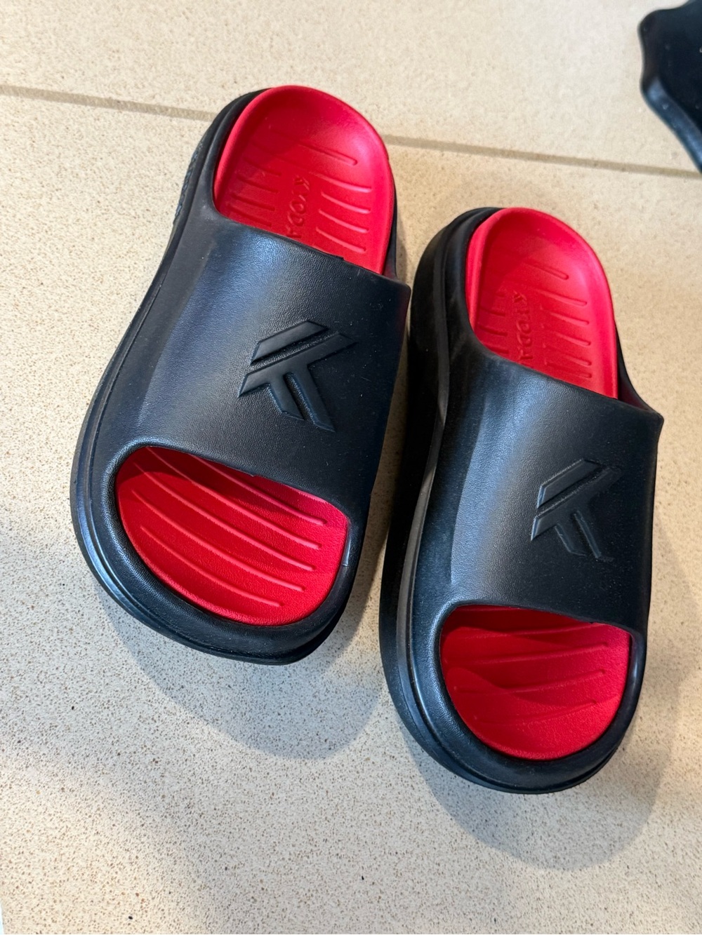 Men Black Slide Sandals with Red Footbed